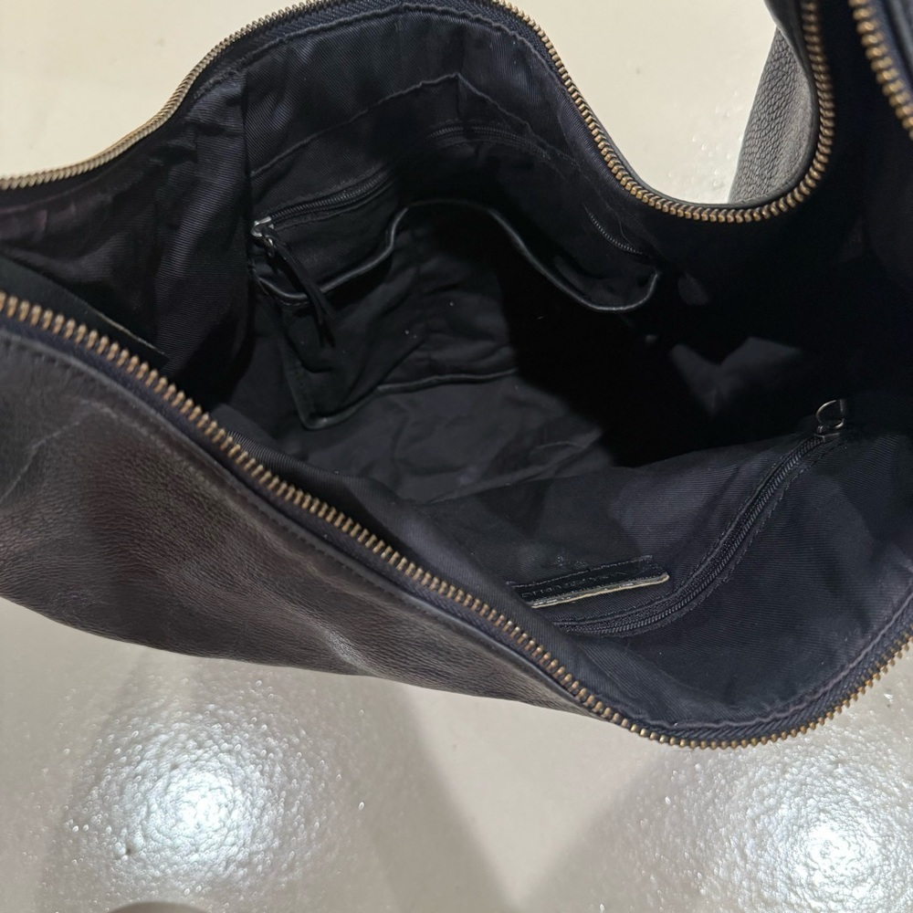 SOLD Vintage Banana Republic Black Leather Hobo Bag shoulder purse grunge everyd - Picture 7 of 16